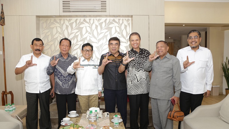 Bakal cawapres Muhaimin Iskandar menerima kunjungan lima jenderal Purnawirawan TNI. (Foto: Istimewa)