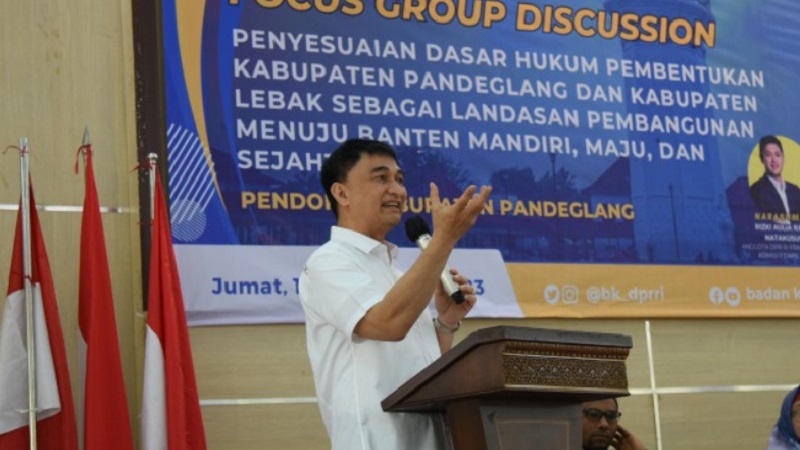 Anggota Komisi III DPR RI Achmad Dimyati Natakusumah keynote speaker di acara FGD di Pandeglang. (Foto: Dol DPR)