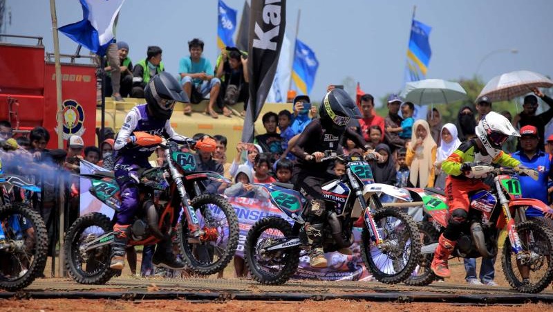 Kejuaraan Motocross Tingkat Nasional Piala Walikota yang digelar di Sirkuit Motocross Sewan,. (Foto: Dok Pemkot)