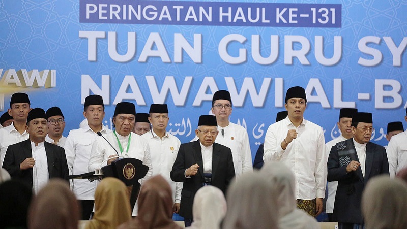 Wapres KH Maruf Amin, Pj Gubernur Banten Al Muktabar dan sejumlah ulama dan pejabat menghadiri Haul Syekh Nawawi Al Bantan ke 131. (Foto: Biro ADPIM dan Protokol)