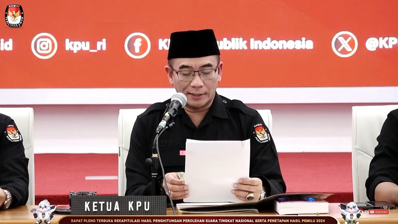 Ketua KPU RI, Hasyim Asyari saat mengumumkan pemenang Pilpres 2024. (Foto: Repro)