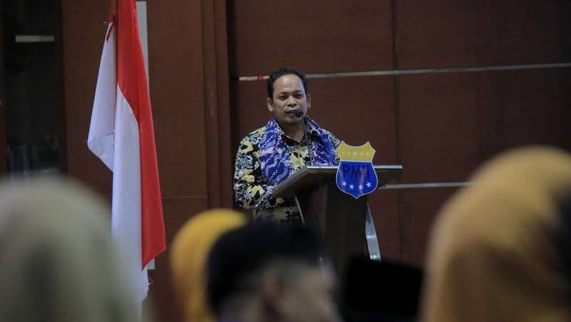 Pj Walikota Tangerang Nurdin saat memberikan sambutan pada acara pelantikan PC PMII Kota Tangerang. (Foto: Dok. Pemkot)