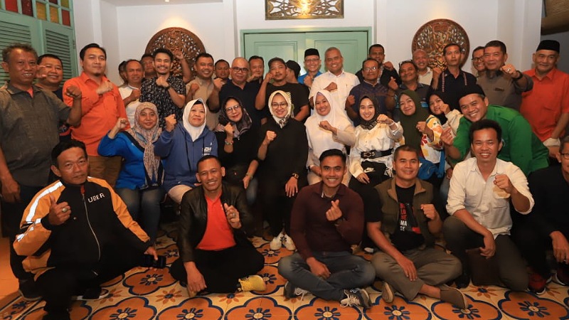Organisasi buruh di Banten menyatakan dukungan kepada Airin Rachmi Diany di Pilgub Banten. (Foto: Ist/RMB)